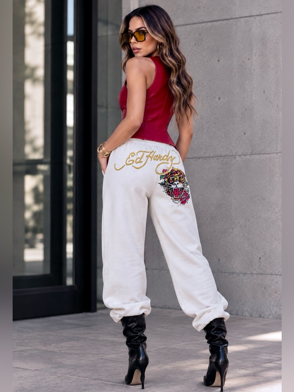 Ed Hardy Tiger Rose Graphic Jogger Sweatpants Cream Gold - Picture 6 of 7